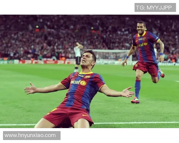 左手书写传奇足球明星的独特风采与不屈精神