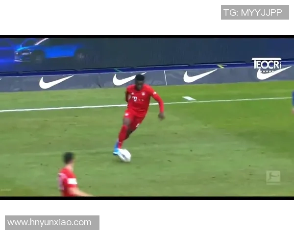 足球明星意外收裤子瞬间曝光引发热议视频全程回顾